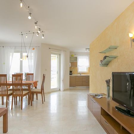Apartment Jadranka Rabac Exterior photo